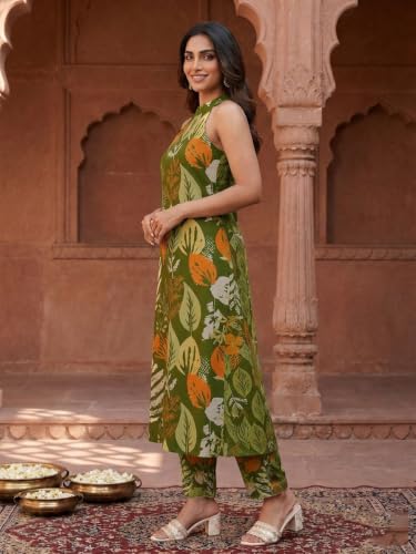 Image of OOMPH! Women's Hulter Neck Kurta & Bottom Set | Straight Kurta Outfits | Ethnic Set | Kurti Set for Woman