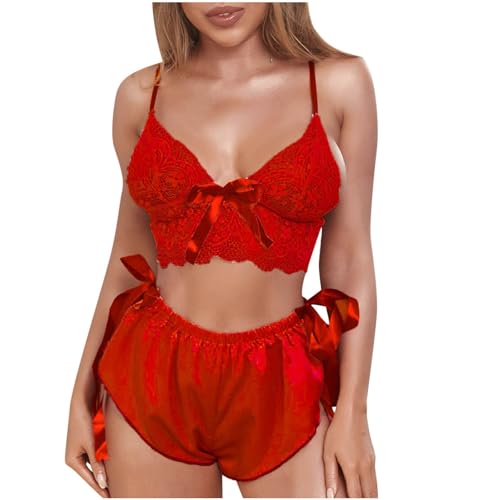 Pyjama 2 pièces en satin et dentelle, le cadeau idéal pour elle