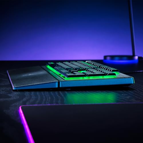 Razer Ornata V3 X - Flache Membran-Tastatur mit Chroma RGB (Lautlose Membran-Switches, Ergonomische Handballenauflage, Tastenkappen Anti-UV-Beschichtung) QWERTZ DE-Layout | Schwarz