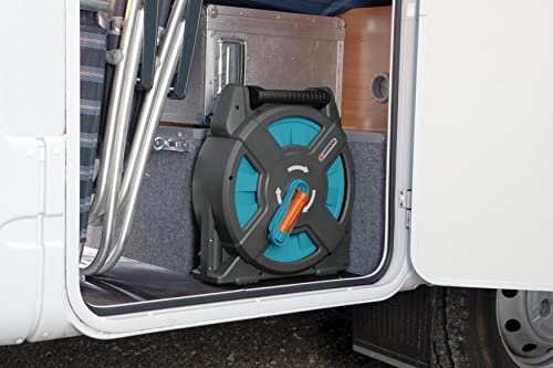 Gardena Classic Schlauchbox 15 Set: Schlauchtrommel mit 15 m Schlauch, platzsparend, ideal für Camping, Wohnmobil und Wassersport, mit passenden Adaptern für gängige Anschlüsse (2662-20)