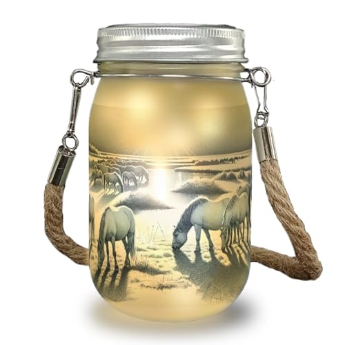 speecheese Landschaft mit Pferden Solarlicht Idyllisches Landschaftsbild mit Solarlicht Pferde auf Koppel im malerischen Sonnenaufgang auf Weide