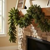 Weihnachtsgirlande 2.7M Tannengirlande, Künstlich Grüne Weihnachtsdeko für Innen und Aussen, Dekorative Girlande Weihnachten für Treppen, Kamin, Haustür, Terrasse und Gärten, Weihnachten Dekoration