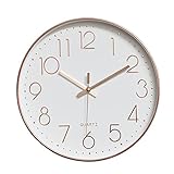Wanduhr im modernen Design mit Quarzwerk
