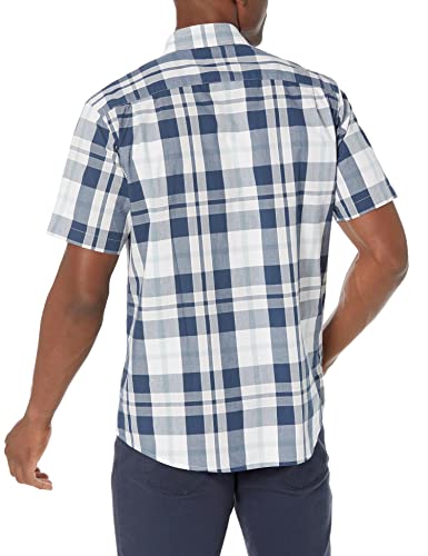 Image of Amazon Essentials Men's Regular-Fit Short-Sleeve Poplin Shirt, Collared, Washed
