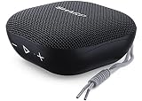 Hasta 13 horas de reproducción gracias a su bateria de litio de 1800mAh recargable incorporada