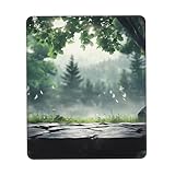 Matériaux de haute qualité : fabriqué à partir de tissu 100 % polyester sur le dessus et d'une base en caoutchouc durable, ce tapis de souris est conçu pour durer et maintenir sa qualité dans le temps.