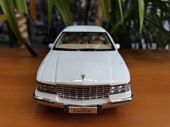 603-021 XIAOGUANG 1/18 キャデラック フリートウッド 並行輸入品】キャデラック XIAOGUANGモデル 1:18スケール