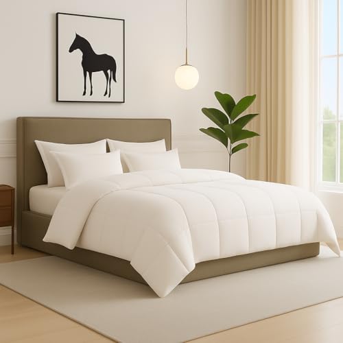 Image of Heavy Winter Double Bed Comforter - 300 GSM Warm Microfiber Rajai Quilt Blanket, Soft & Lightweight, Machine Washable - White