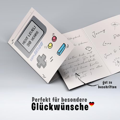 Lovely Cards Gameboy Karte - 30. Geburtstag Mann Frau – Geschenk Mann 30 Jahre – Geburtstagskarte Zocker – Geschenkidee 30 Jahre (A6) (30 Jahre) - Karte zum 30 Geburtstag Freund Freudin