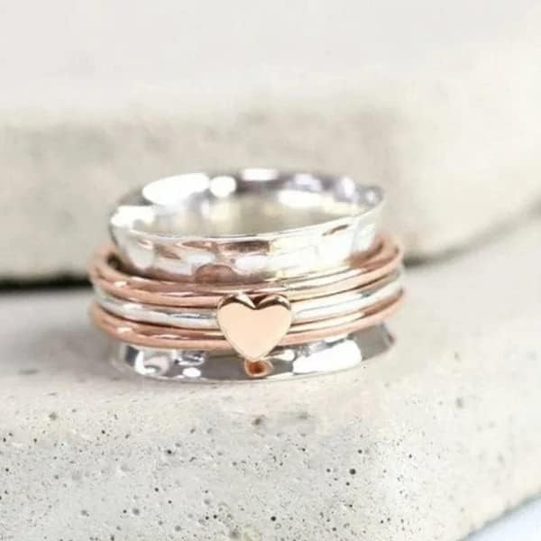 KINTAN to My Bestie Ring - ''I'm Always Right Here'' Spinner Heart Ring,Meditation Heart Spinner Ring The to Celebrate The Eternal Friendship Between You and Your Bestie (9)