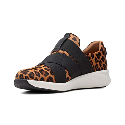 Clarks Women's Closed-Toe Pumps3