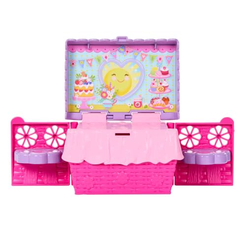 Barbie Club Chelsea Muñeca con Set de Té y Accesorios miniatura 4