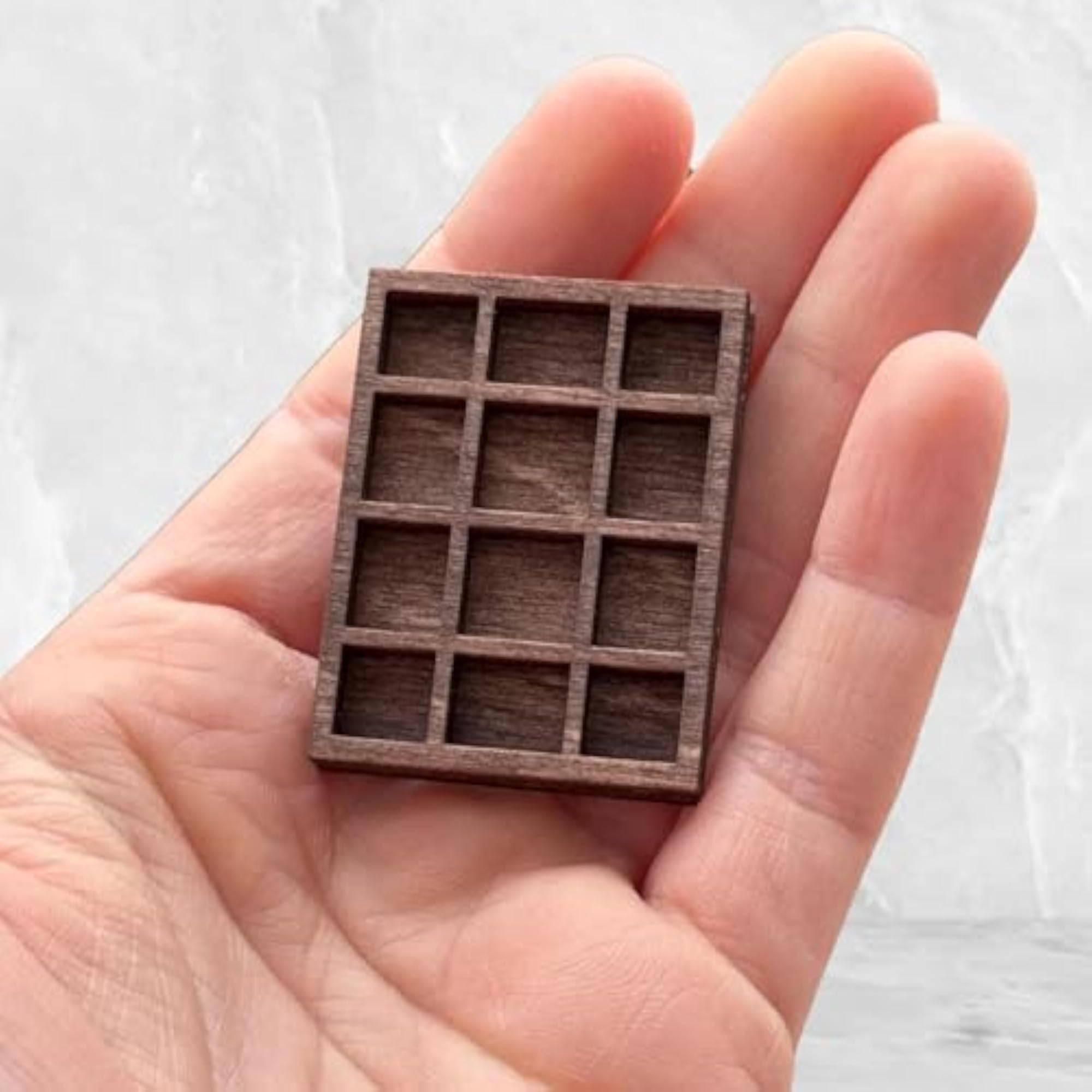 Miniature Trinket Shelf Organizer