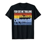 Eres un pescador con una gran pasión por la pesca, especialmente curricán con tus amigos en tu barco en el mar. Divertida camiseta de pesca con un gráfico de un barco de pesca con algunos amigos con carretes de bastón de arrastre en el océano para atrapar algunos peces grandes.