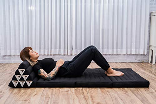 Image of Leewadee 3-Fold Mat XXL with Triangle Cushion - Firm TV Pillow, Foldable Mattress with Cushion Made of Eco-Friendly Kapok, 67 x 31 inches, Black