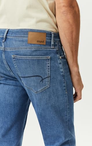Mavi Zach Men's Relaxed Straight Leg Jeans, Mid Rise Jeans for Men, Mid Brushed Feather Blue, 40 x 324