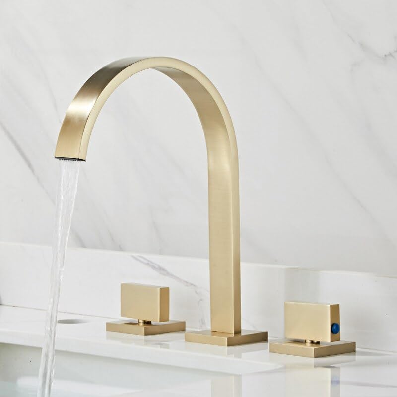 Robinet de lavabo or brossé 3 trous pour éliminer les traces d'eau