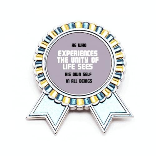 Broche avec citation See Yourself in Beings en métal M pour vos tenues du quotidien