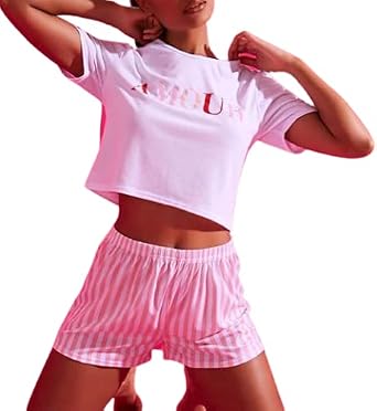 Women Baby Pink Ladies Pyjamas Set Crop 