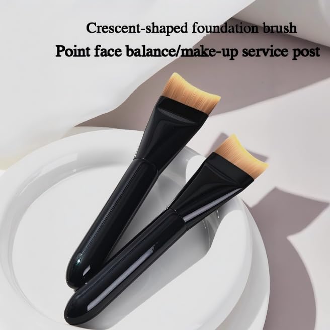 Foundation Brush, Crescent-Shaped Flat Top, Ultra-Thin Short Hair Bristles, Black Handle, Non-Dirty Hand Design
