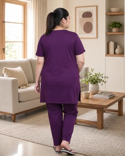 Image of In Love Women's Printed Cotton Plus Size Longline T-Shirt with Pockets | Cotton fabric - soft longline T-shirt with easy plus-size fit