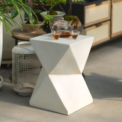 Support de rangement gain de place pour petits salons et balcons étroits
