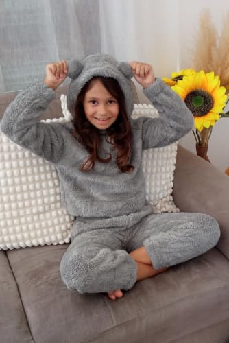 Image of Arshiner Girls 2 Piece Outfits Sweatsuit Fuzzy Long Sleeve Bear Ear Hoodie Sweatshirt and Sweatpant Kids Clothing Sets