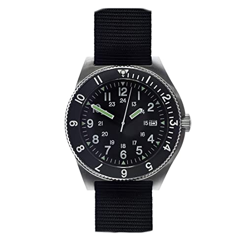 Montre automatique acier noir MWC 300 m verre saphir et tissu homme