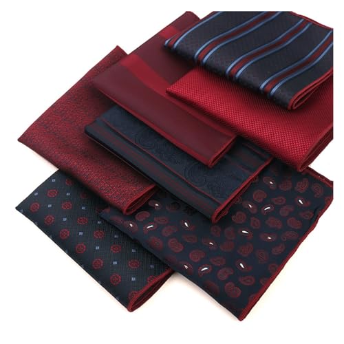 Pochette de costume mariage pour un look de marié parfait en banquet