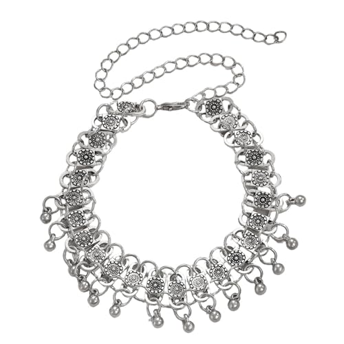 Clochettes en cotte de mailles sur un collier fleur de clavicule festival