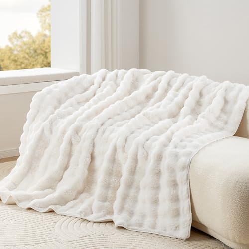 Berkshire Berkshire Blanket Manta Reversible de Piel Sintética y Velisse Ultra Suave, 90 x 90 pulgadas, Marshmallow