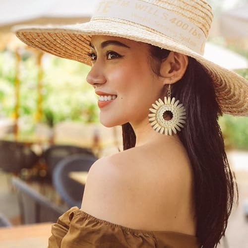 Image of Ladies Handmade Rattan Earring - Tassel A Type Straw Wicker Earrings Bohemian Geometry Earring Circle Pie Shape Earrings