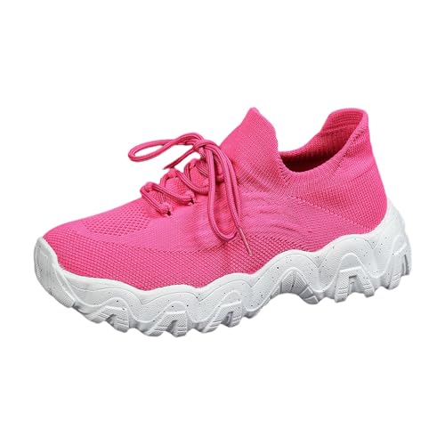 Chaussures sportives femme à enfiler finies les douleurs aux pieds en marche