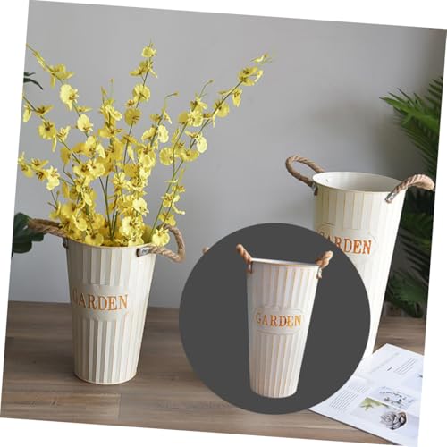 Vase à fleurs en fer beige rétro pour décorer un bureau - 6