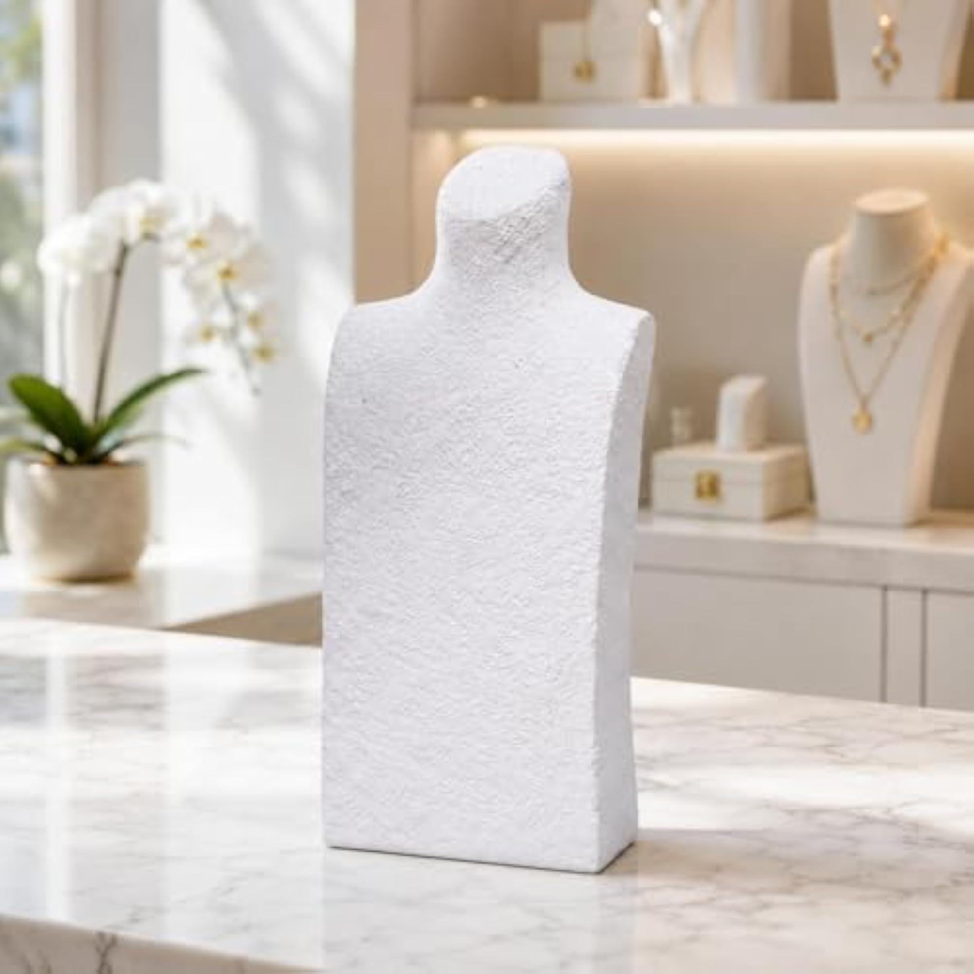 Resin H-Shaped Bust Stand Necklace Display for Photo Shoots