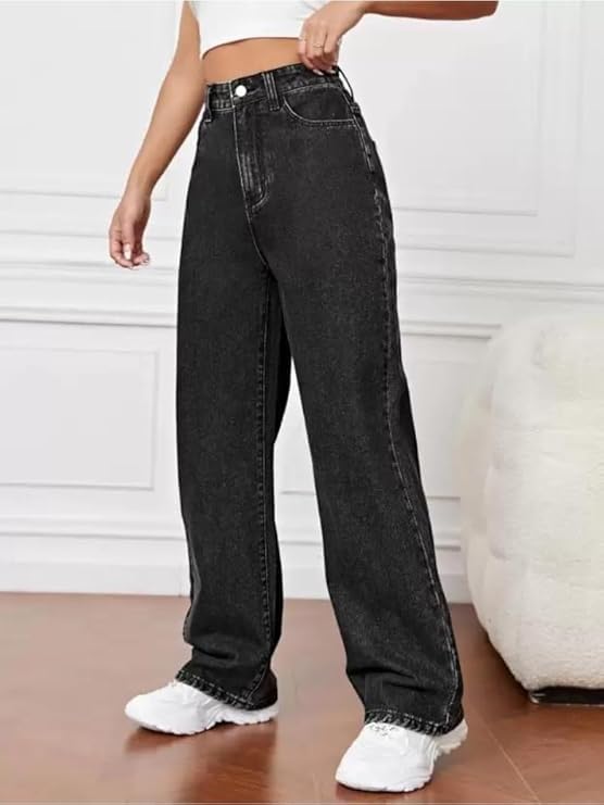Image of Women's Denim Straight Fit Boyfriend Jeans