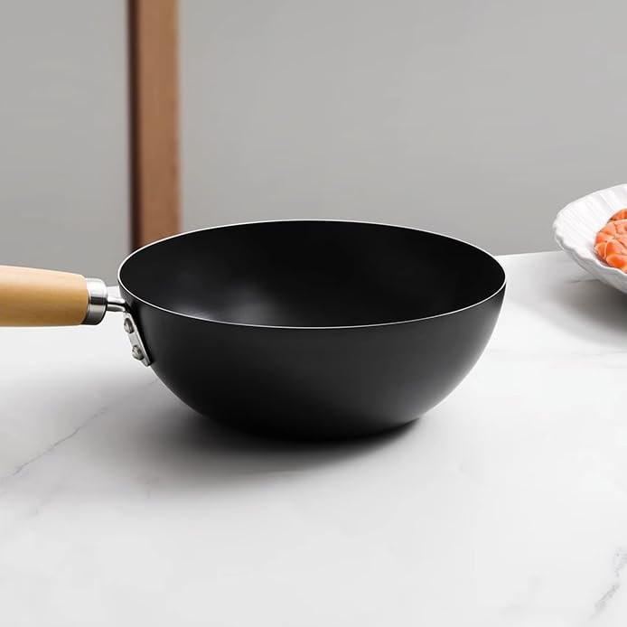Wok con mango integrado y fondo plano miniatura 6