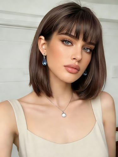 Perruque Femme Naturelle Perruques Bob Droite avec Frange, Courte Brun Foncé Cheveux Synthétiques Wig avec Cuir Chevelu Mimétique pour Femmes Filles Daily...