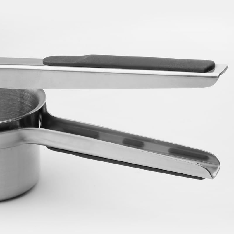 Potato Ricer, Heavy Duty Stainless Steel Potato Masher and Ricer Kitchen Tool, Press and Mash Kitchen Gadget (Silicone handle), Silver image 5