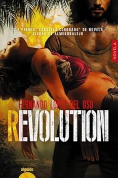 Paperback REVOLUTION [Spanish] Book