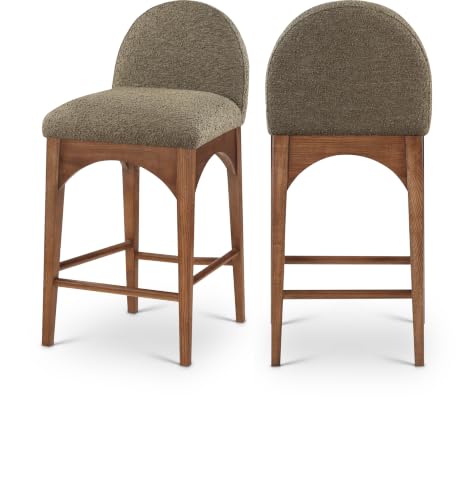 Butaco Art Deco Meridian Furniture Waldorf con tapizado en tela bouclé verde oliva, madera de fresno sólida y acabado marrón nogal, altura para barra, 18" x 20" x 37" miniatura 1