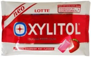 Lotte Xylitol Neo Dental Health Chewing Gum Strawberry Mint Sugar Free 12g (8 Pellets) X 10 Bags