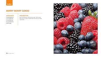 Paperback Main Squeeze: Juicing Recipes for Your Healthiest Self Book