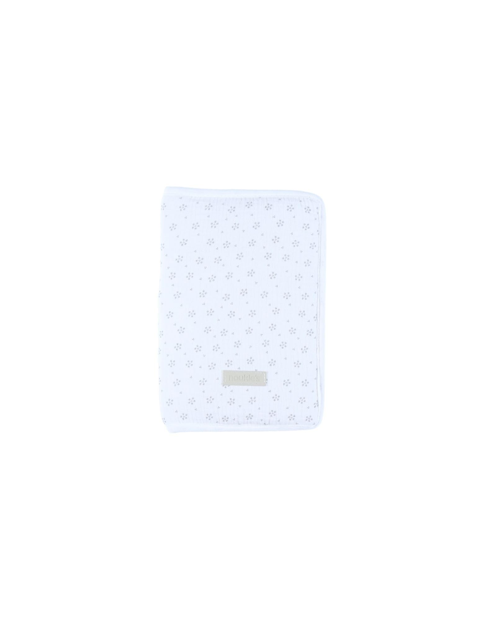 Protège Carnet de Santé Bébé Fleurs - NOUKIES