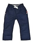 Die leichte Kanz Hose verbindet lässigen Chic mit der Gemütlichkeit einer Freizeithose. Ein weicher Jersey-Gummibund mit Tunnelzug sorgt für höchsten Tragekomfort und perfekten Sitz. Quernähte mit kleinem Abnäher um den Kniebereich verleihen ein Extra an Bewegungsfreiheit. Viele coole Taschen sind schöne Hingucker. Vintage-Nieten und fröhliche Ziernähte runden den sportiven Chic ideal ab. Die Hose lässt sich wunderbar mit fröhlichen Sommerhemden und leichten Shirts kombinieren.