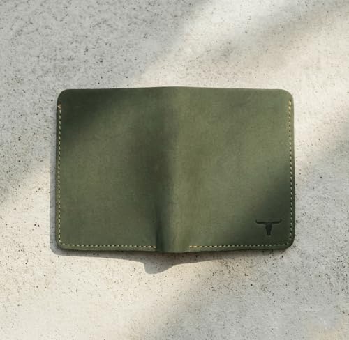 Image of URBAN FOREST Joe Vintage Green Leather Wallet for Men