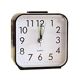 Design compact et facile à transporter : ce petit réveil est léger et portable, ce qui le rend idéal pour les voyages ou les espaces compacts. Son design minimaliste s'adapte parfaitement aux tables de chevet, aux bureaux ou dans vos bagages, assurant la commodité où que vous alliez.