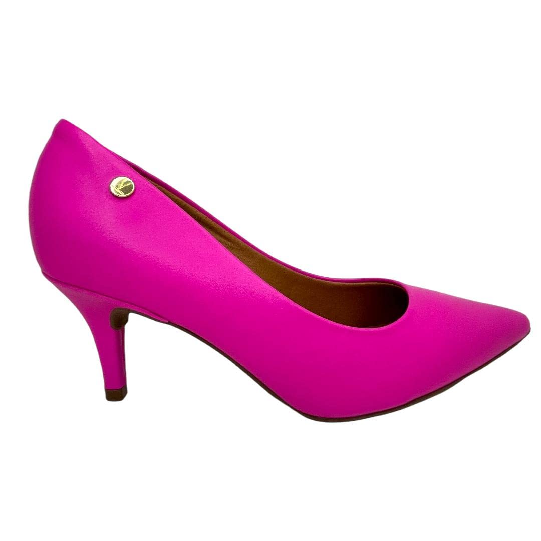 Scarpin Vizzano Feminino Salto Médio Bico Fino 1185.702 em promoção! Veja a oferta e mais achadinhos de Sapatos sociais 3 Hoje é o melhor dia para comprar Scarpin Vizzano Feminino Salto Médio Bico Fino 1185.702 com aquele preço maroto! Promoção! Aproveite a oferta! 3