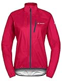 Leicht und klein verpackbar: Die Regenjacke aus bluesign -zertifiziertem Material ist federleicht und klein zu verpacken