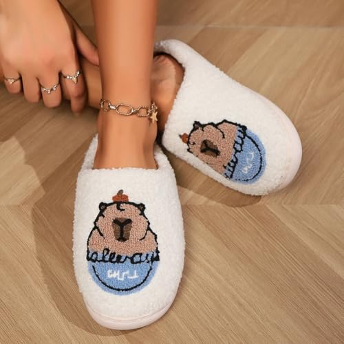 Capybara Slippers for Women Men Fuzzy Slippers Fluffy Slippers Cute Warm for House Bedroom Slides Non-Slip Indoor Outdoor Shoes Keep Warm Home Slippers2